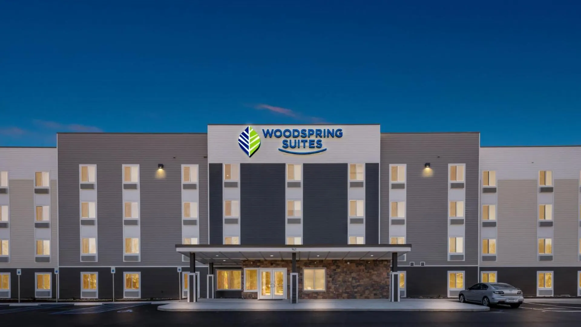 Woodspring Suites Charlotte - Arrowood location